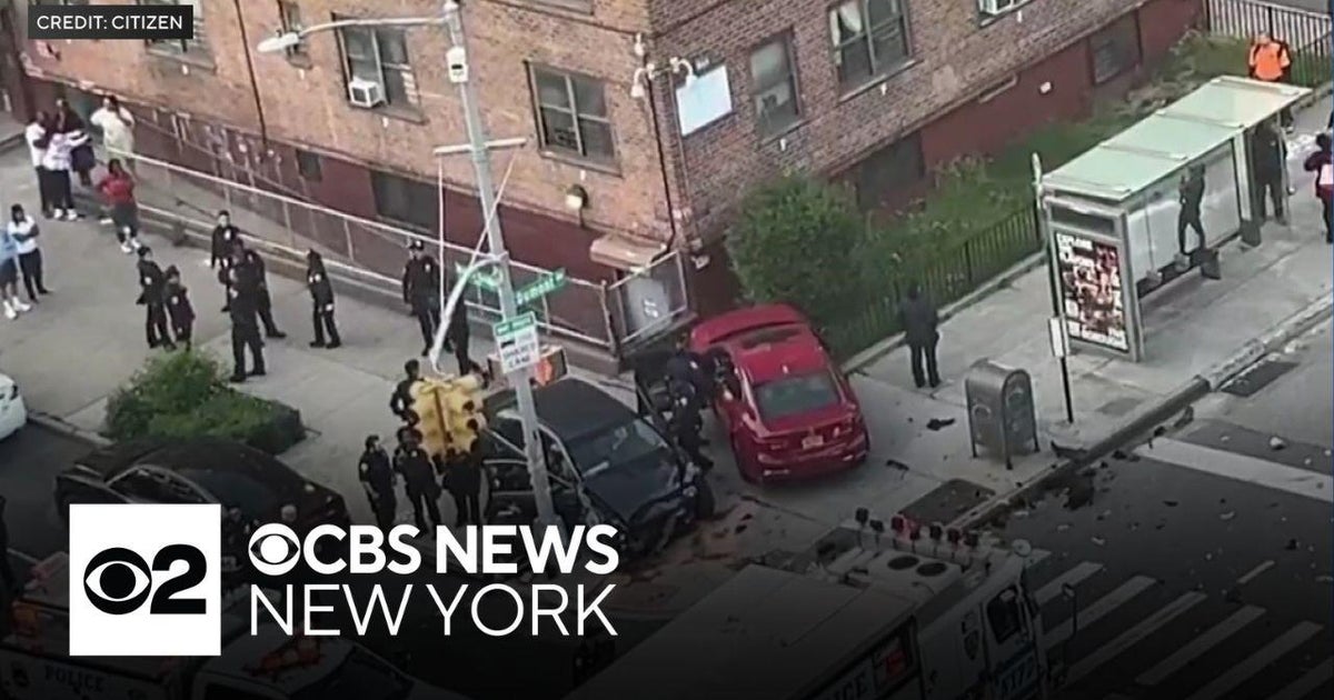 2 drivers in custody after crash injures 1-year-old in Brooklyn - CBS ...