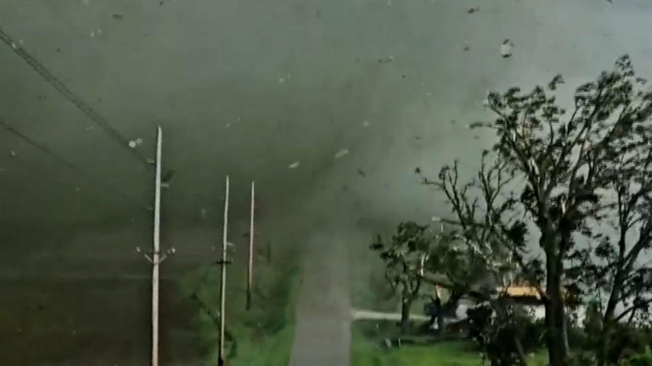 Tornadoes Devastate Iowa, Five Dead and Dozens Injured