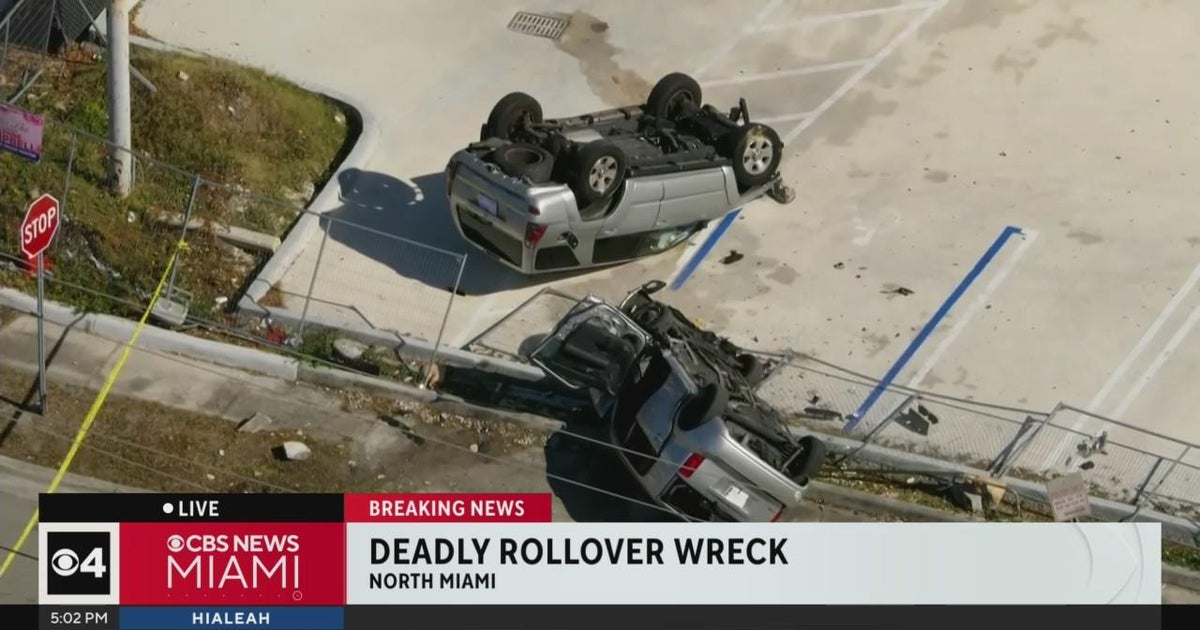 Deadly rollover crash in North Miami - CBS Miami