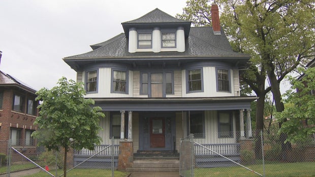 G(Code) house Roxbury