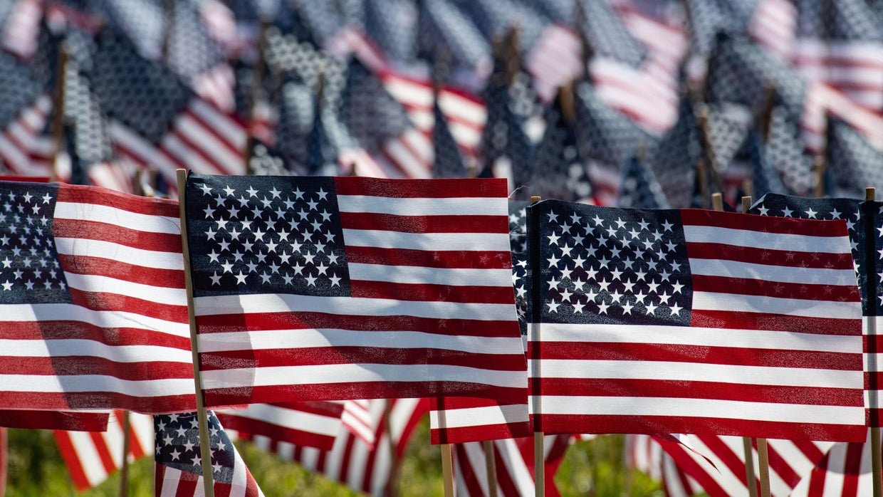 37,000 US flags on Boston Common honor fallen heroes from Massachusetts ...