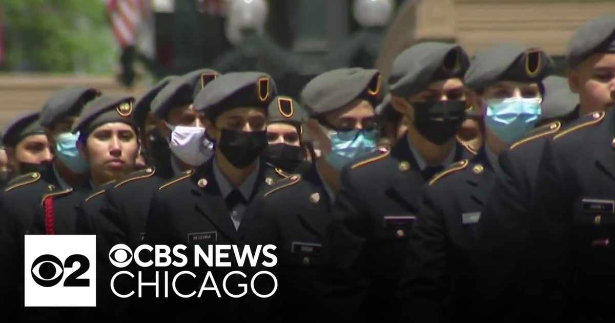 Chicago’s Memorial day ceremony and parade - CBS Chicago