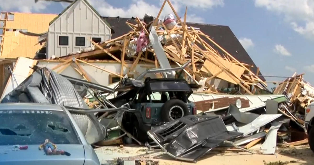 Storms kill greater than 20 throughout 4 states