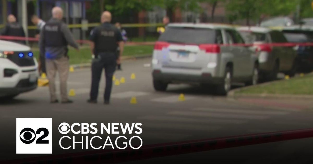 Activists, leaders work to prevent violence in Chicago this summer ...
