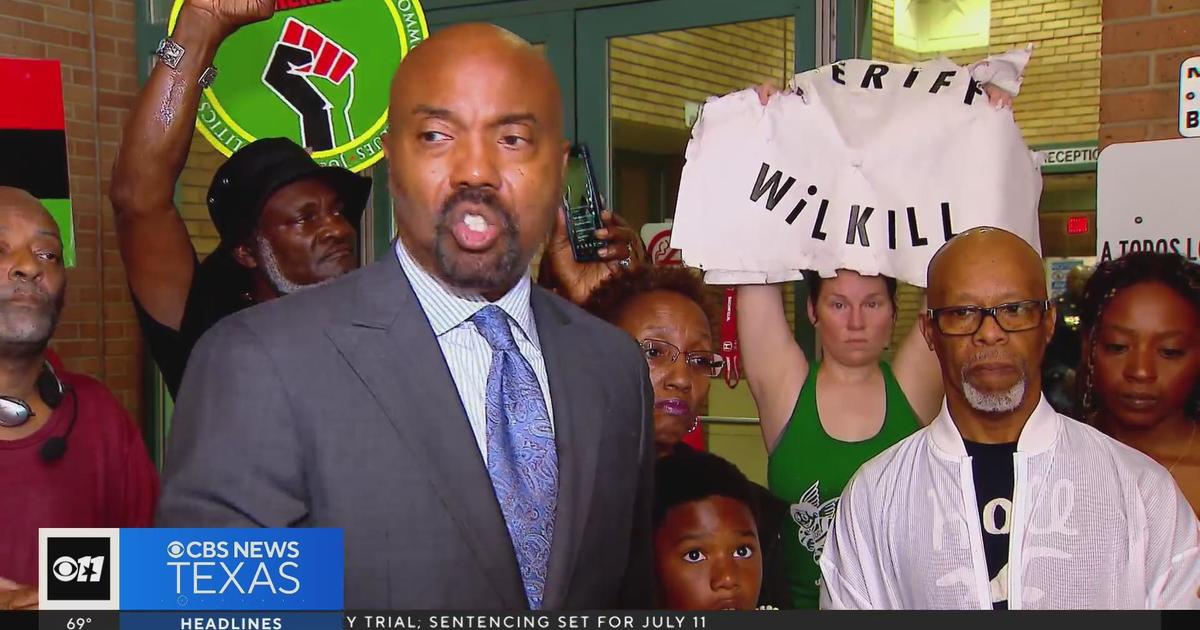 Protesters Call For Tarrant County Sheriff Bill Waybourn's Resignation ...