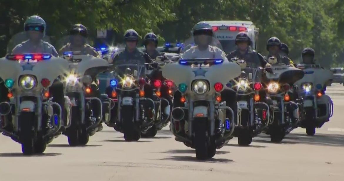 Hundreds turn out in Chicago for Ride to Remember honoring fallen ...