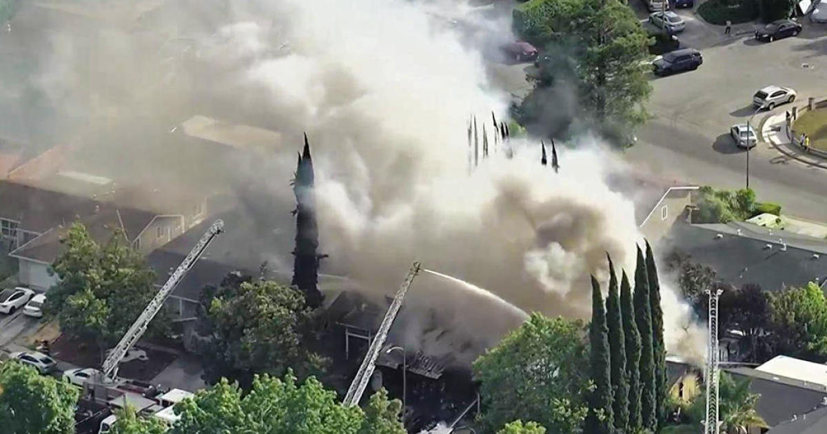 6 homes burn in east San Jose neighborhood Sunday