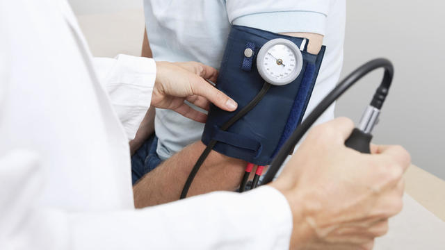 Measuring blood pressure 