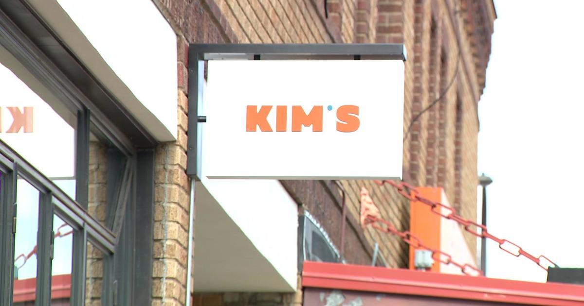 Workers at Kim’s in Uptown Minneapolis vote to unionize