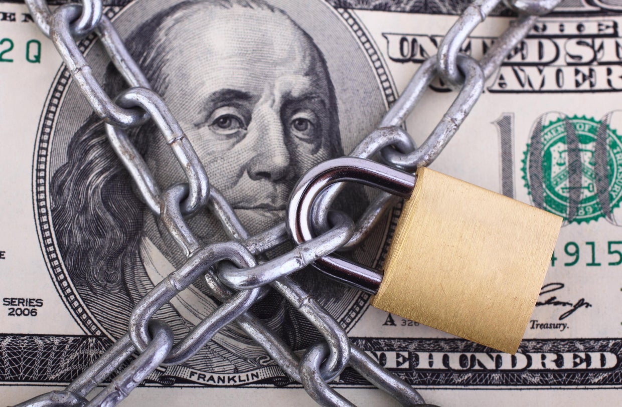 3 CD account terms to consider right now - CBS News