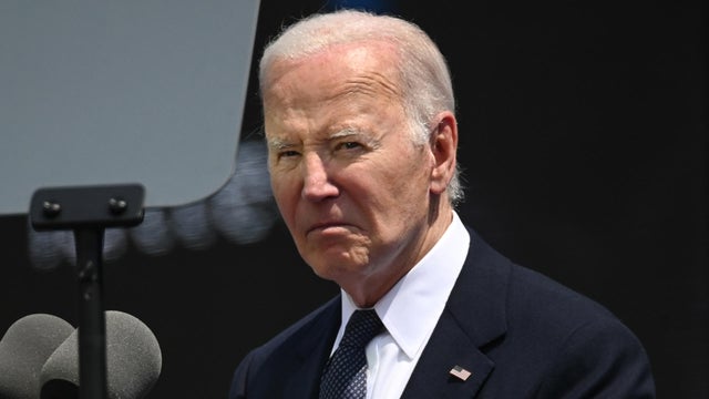 biden.jpg 