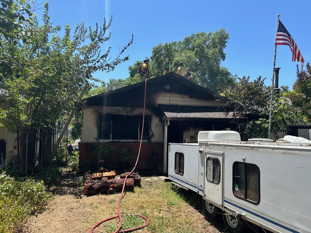 Person found dead after fire at Citrus Heights home - CBS Sacramento