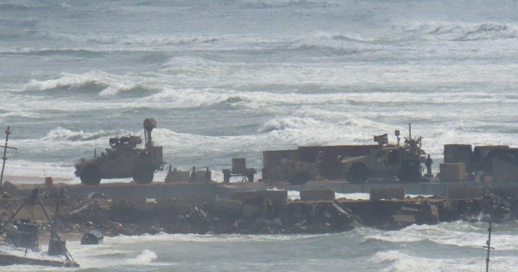 ABD, onarılan iskele aracılığıyla Gazze'ye insani yardım sevkiyatına yeniden başlıyor