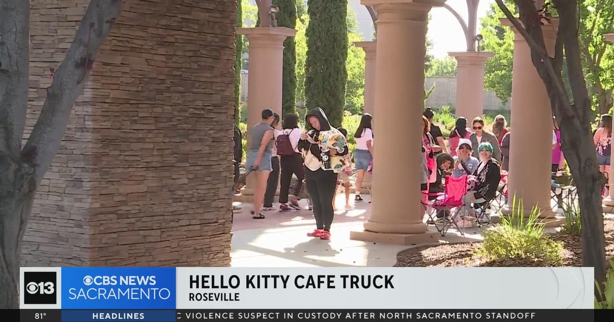 Hello Kitty Cafe truck arrives in Roseville