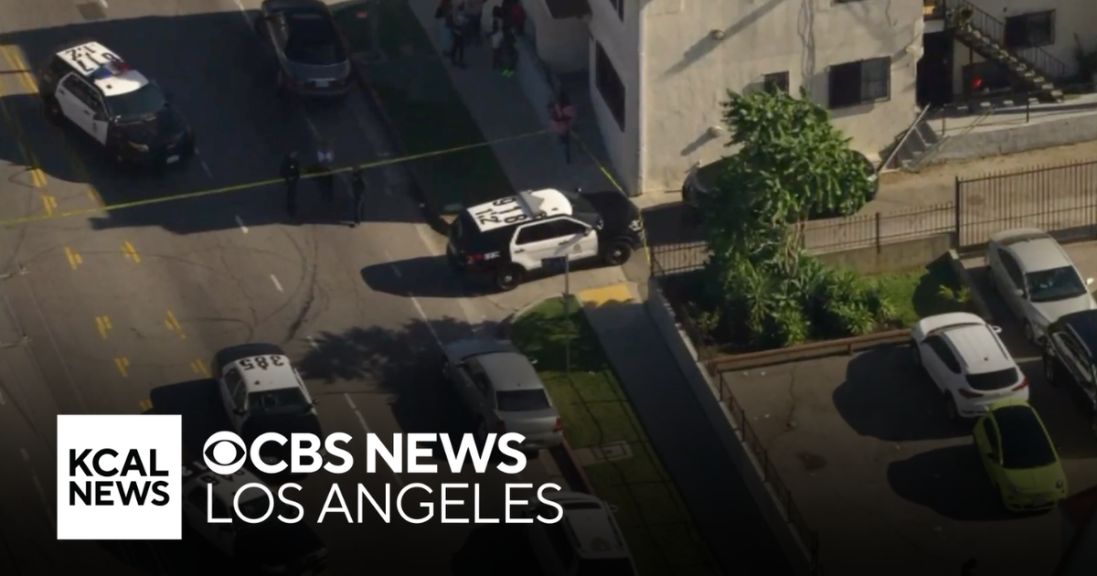 Shooting leaves one hospitalized in South LA - CBS Los Angeles