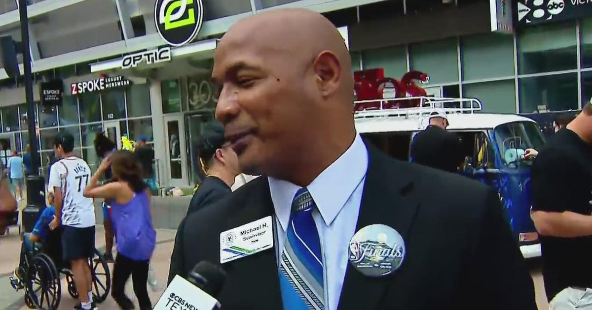 Meet the man in charge of the premium suites at AAC - CBS Texas