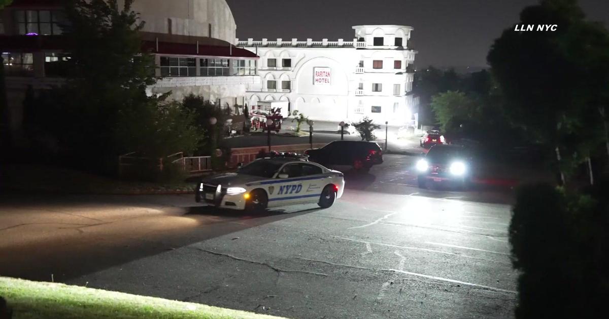 Hotel shooting in Edison, New Jersey under investigation. NYPD on the scene.
