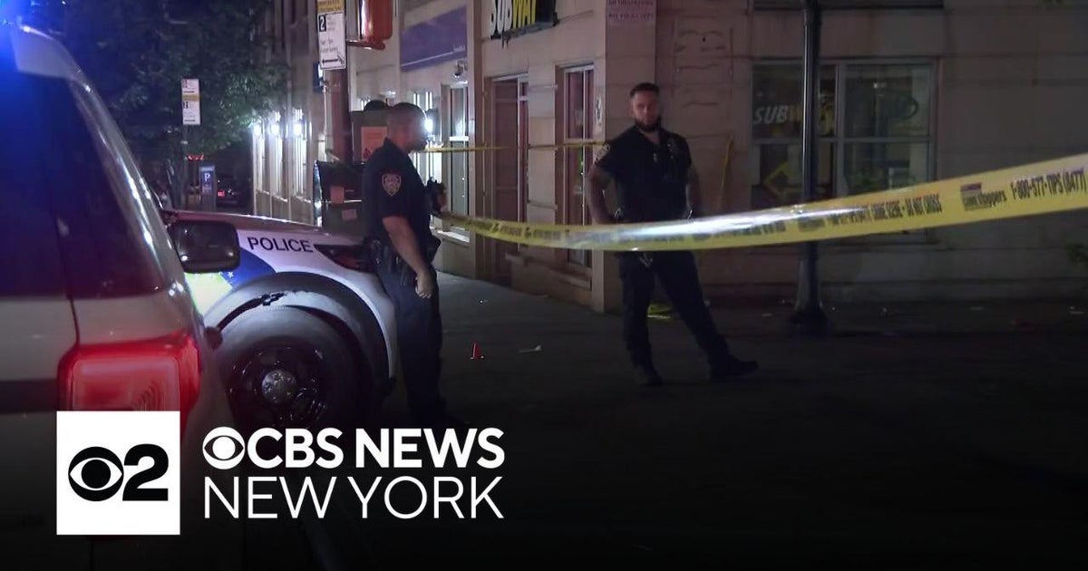 16-year-old shot dead in the Bronx - CBS New York