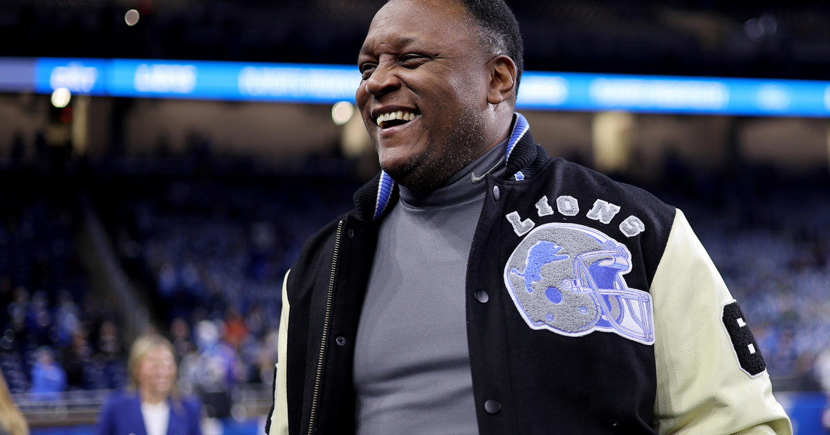 Barry Sanders, Detroit Lions legend, shares health scare he experienced over Father’s Day weekend