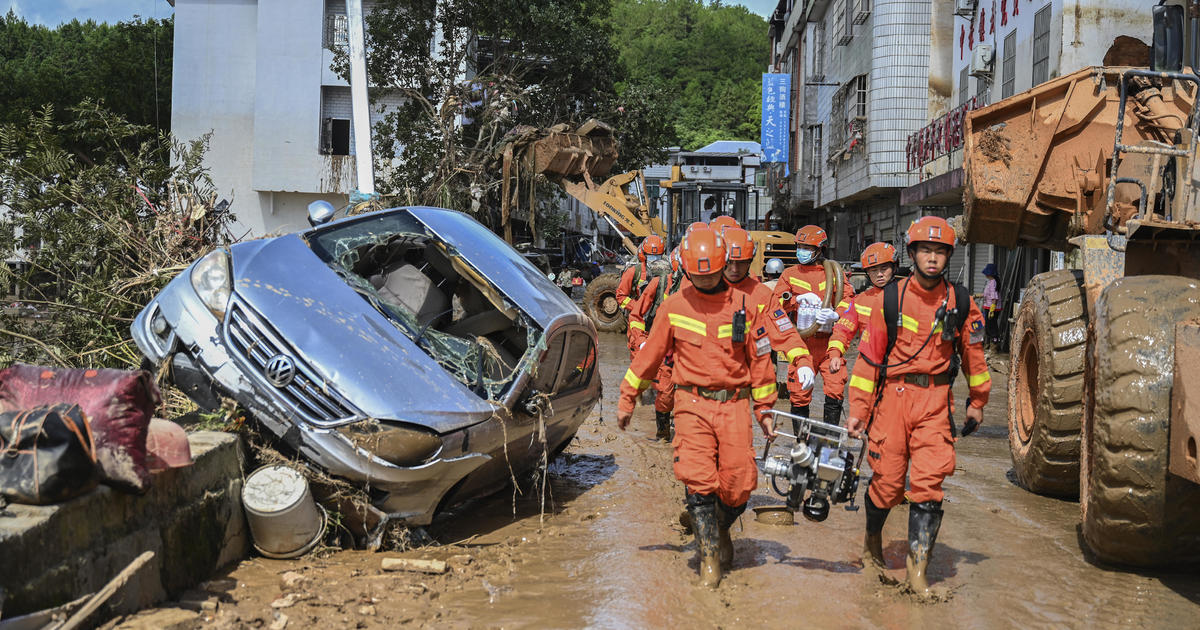 Family of 6 dead found dead by rescuers after landslide in eastern China