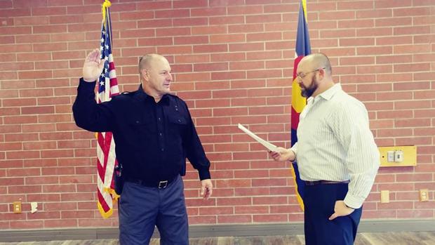 jeffrey-wood-sworn-in-as-chief-1-ouray-police-department.jpg 
