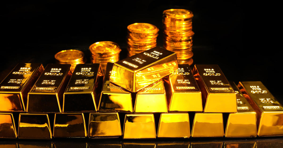 3 advantages gold bars and coins have over other gold investment types