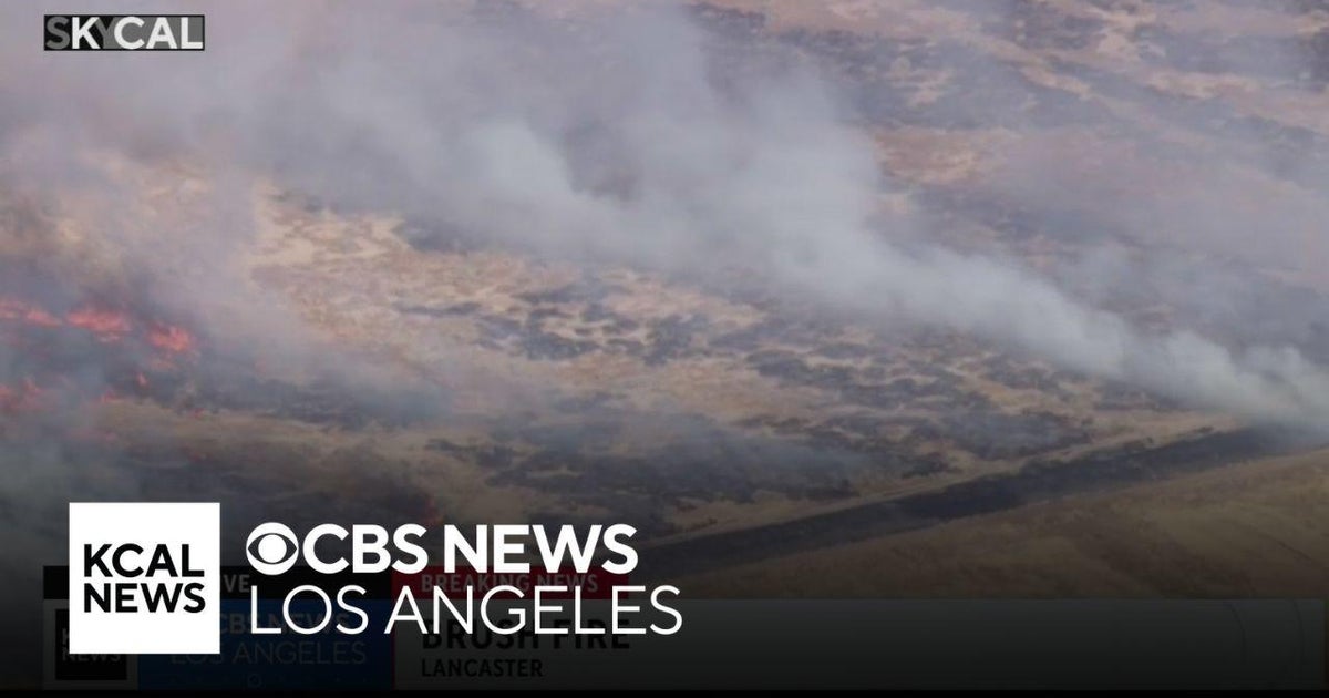 Columbia Fire threatens homes in northern LA County - CBS Los Angeles