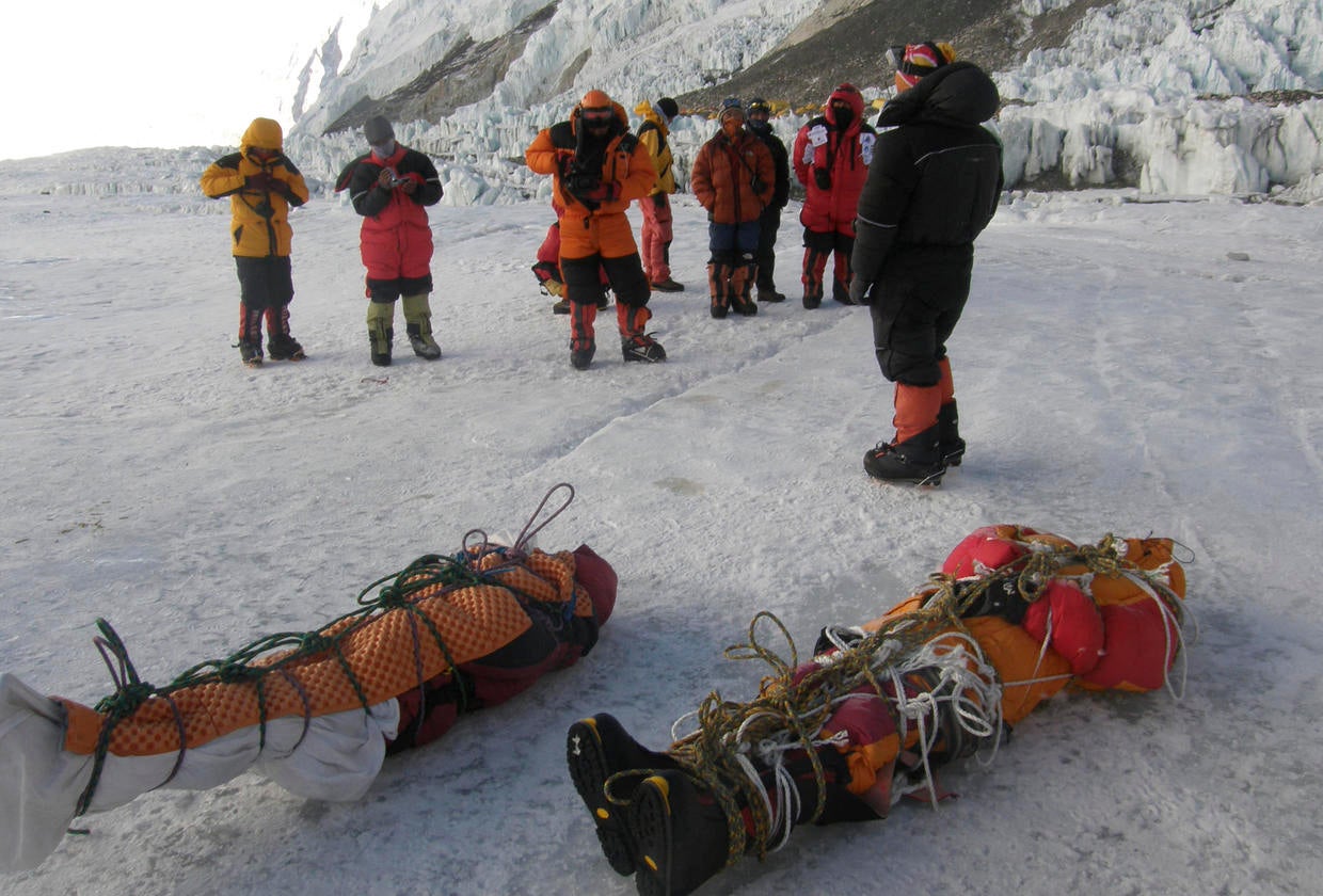 Mount Everest's melting ice reveals bodies of climbers lost in the ...