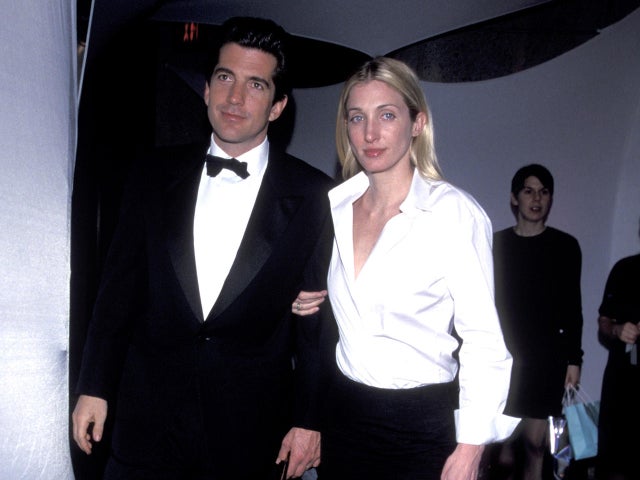 The timeless fashion style of Carolyn Bessette Kennedy - CBS News