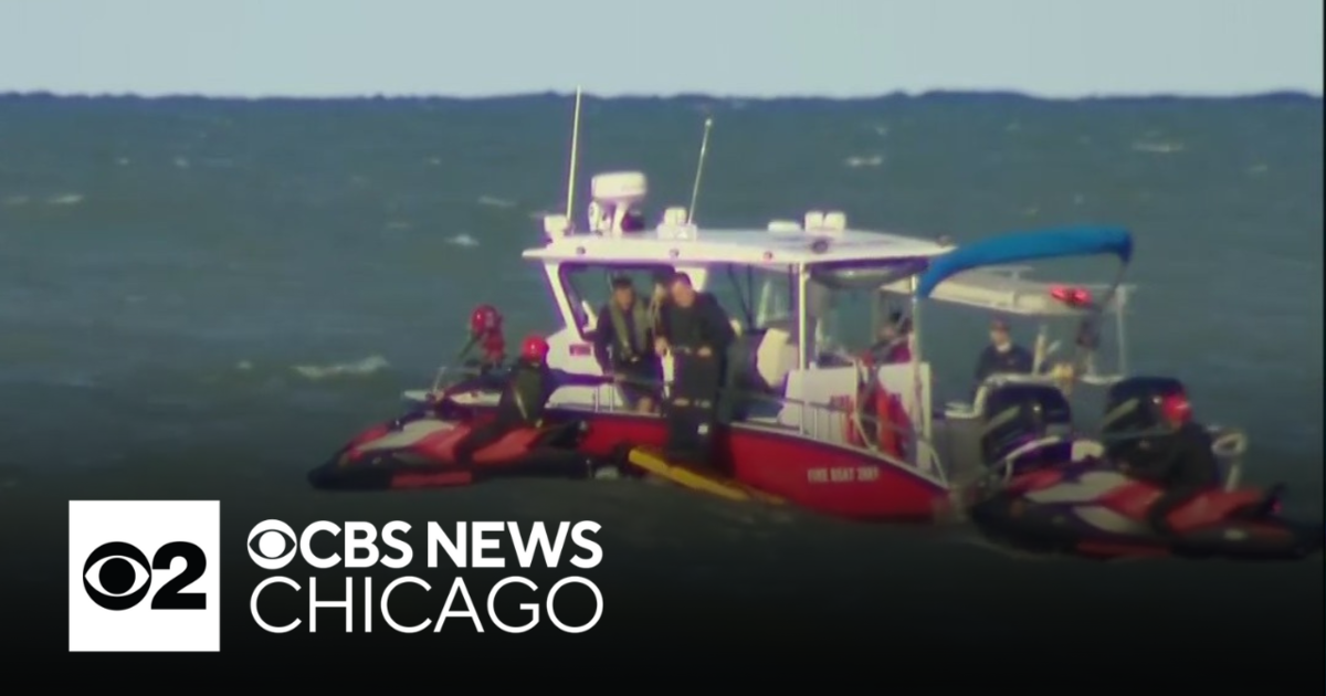 Search for missing Lake Michigan swimmer suspended