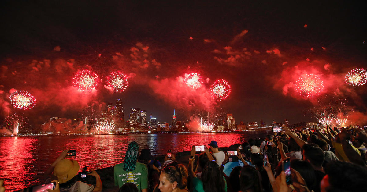 Fourth of July fireworks return to New York’s West Side for first time since 2013