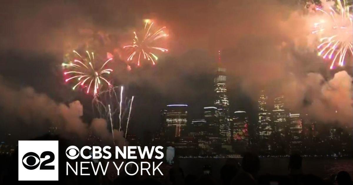 Thousands of people flock to Jersey City for the 4th of July festivities