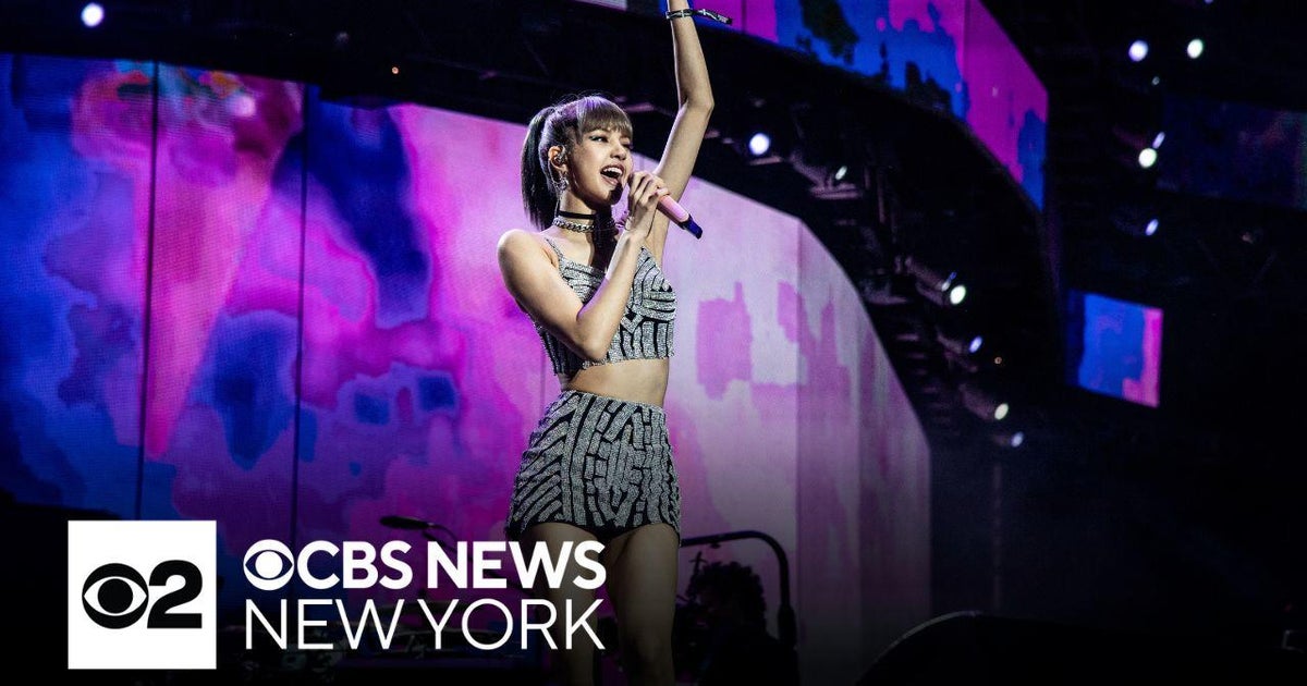 Lisa from Blackpink to make solo festival debut at Global Citizen Festival in NYC - CBS New York