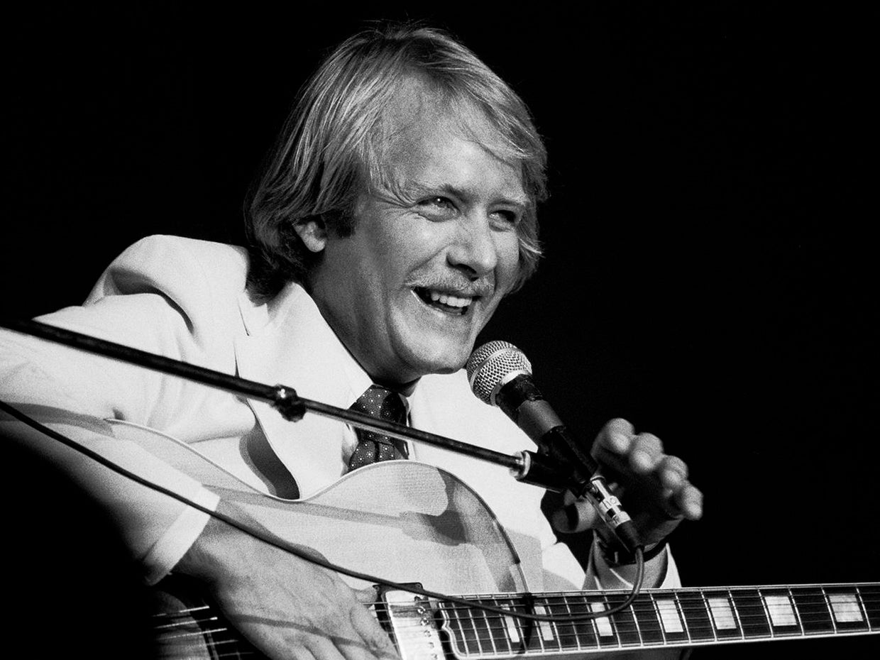 Martin Mull Performing Onstage