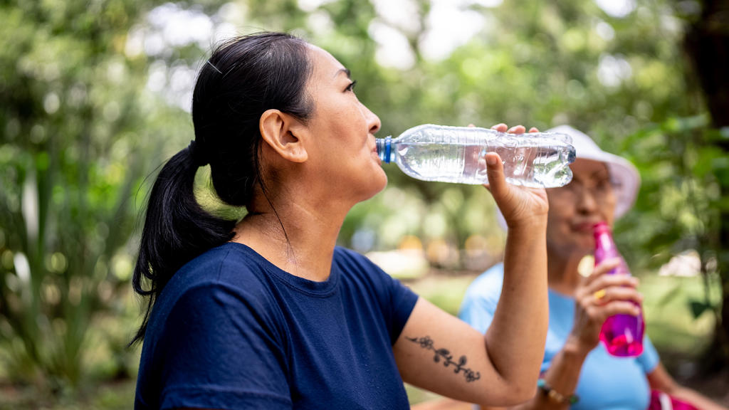 Tips for keeping cool in the heat without breaking the bank