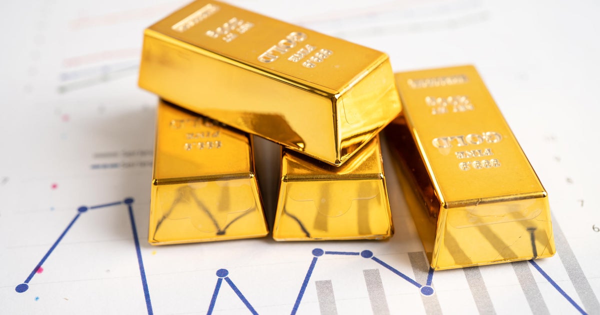 Gold prices are near a new record high. 3 savvy moves to make now Gold prices are near a new record high. 3 savvy moves to make now