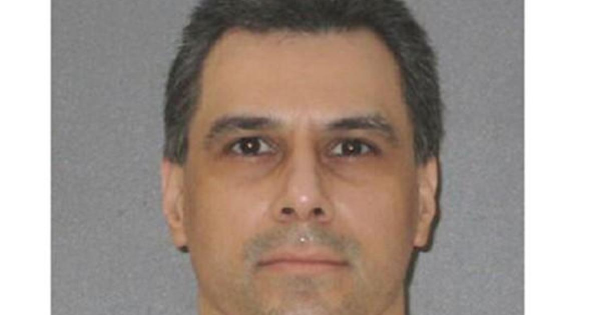 Supreme Court grants stay of execution of Texan who demands DNA test for 1998 knife murder