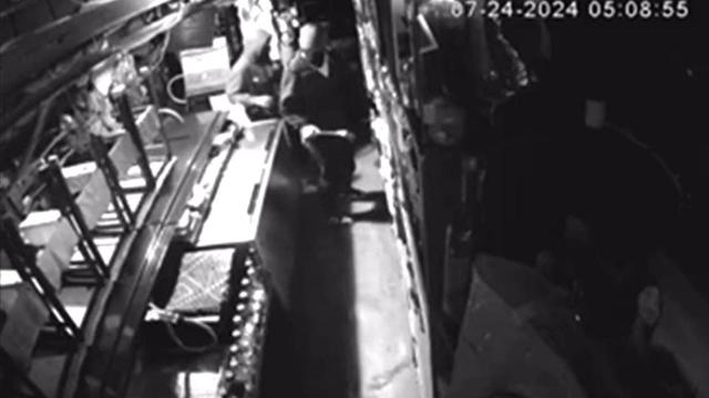 Burglary at The Alley piano bar in Oakland 