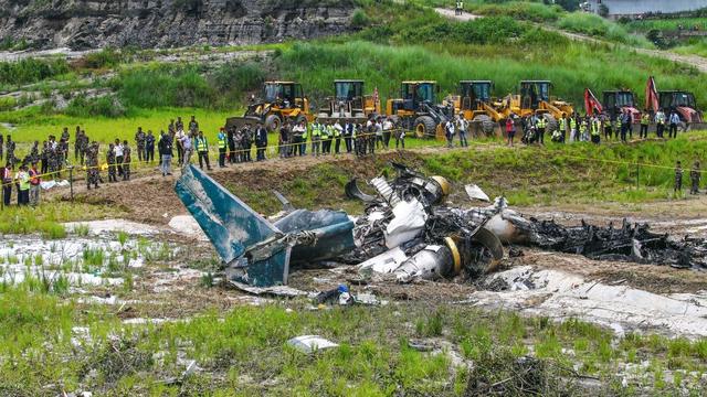 nepal-plane-crash-2162608549.jpg 