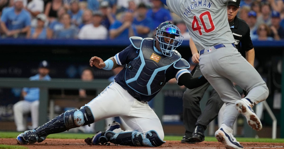 Cubs and Royals Split Series in Kansas City