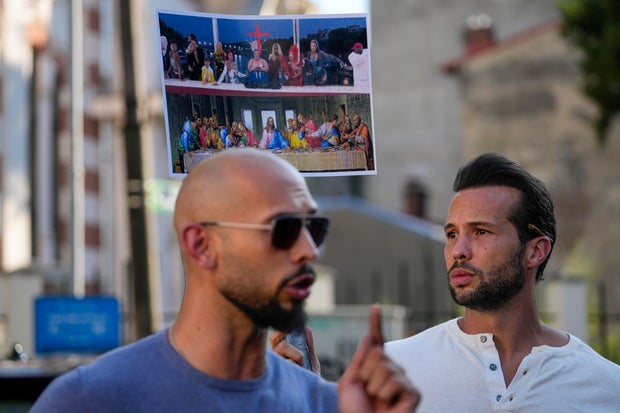 Protesto contra as Olimpíadas Romenas Andrew Tate