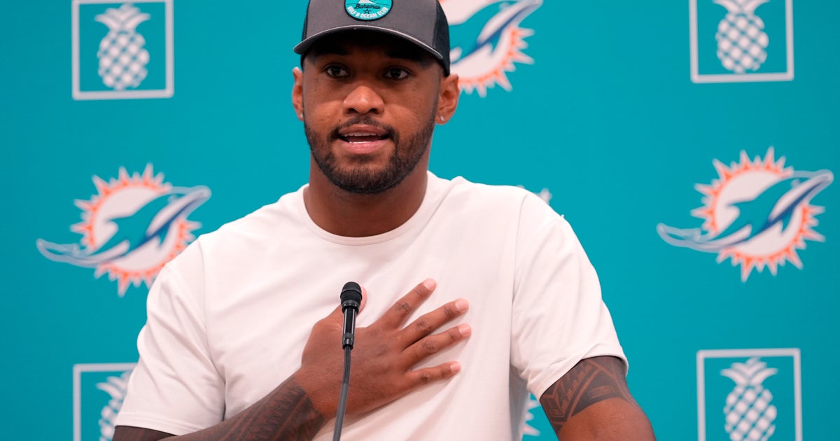 New contract in hand, Tua Tagovailoa is becoming a more vocal leader for the Dolphins New contract in hand, Tua Tagovailoa is becoming a more vocal leader for the Dolphins