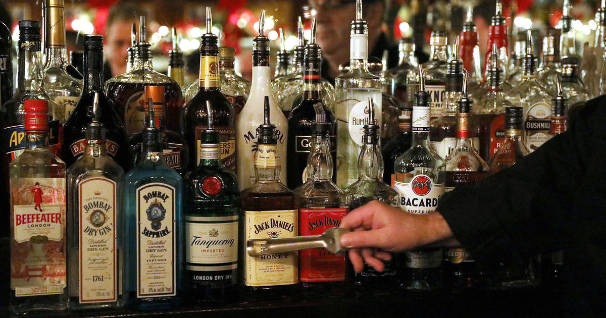 Boston could get 264 new liquor licenses if bill passes