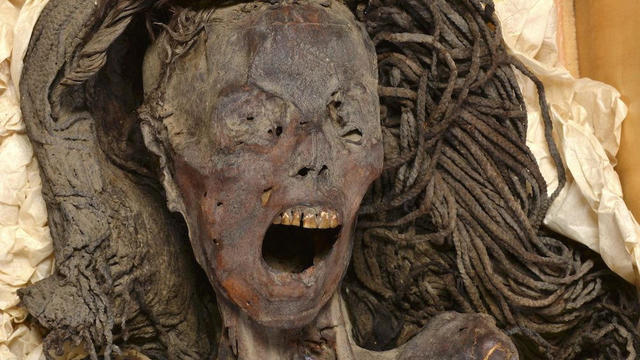 "Screaming Woman" mummy, at the Egyptian Museum in Cairo 