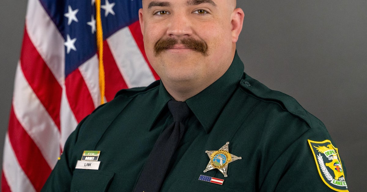 Florida deputy killed, 2 deputies wounded in shooting, authorities say: “They were ambushed” Florida deputy killed, 2 deputies wounded in shooting, authorities say: “They were ambushed”