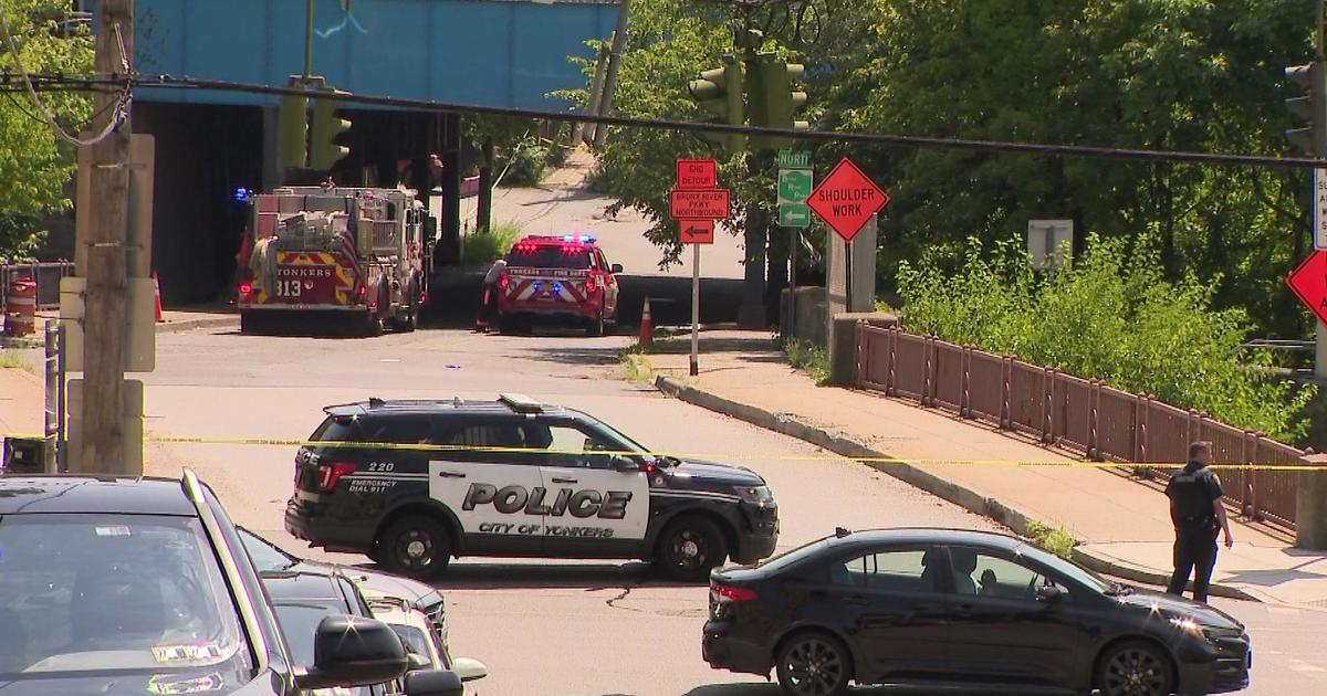 Body found in Yonkers leads to gruesome crime scene in the Bronx. Sources say suspects took MetroNorth to dump the remains.