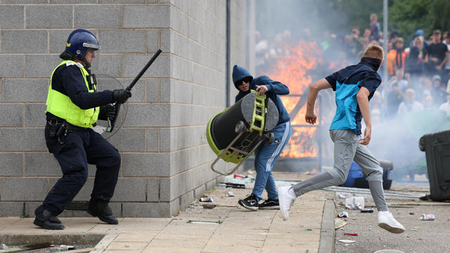 Anti-immigration protests continue to take place around the UK 