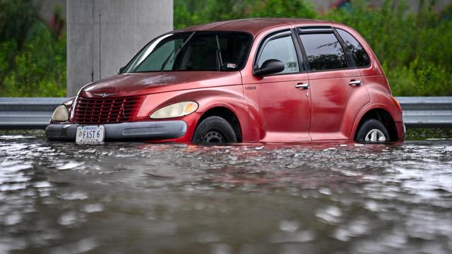 cbsn-fusion-major-south-carolina-flood-prep-as-debby-rains-fill-rivers-thumbnail.jpg 