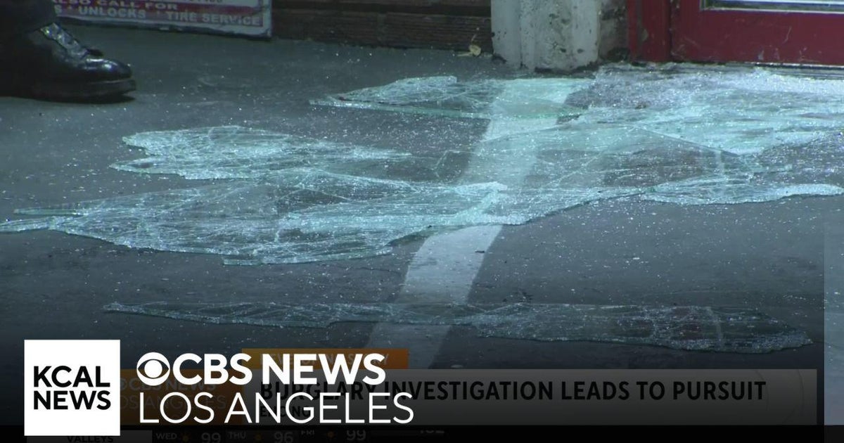 Burglary investigation leads to pursuit in Encino - CBS Los Angeles