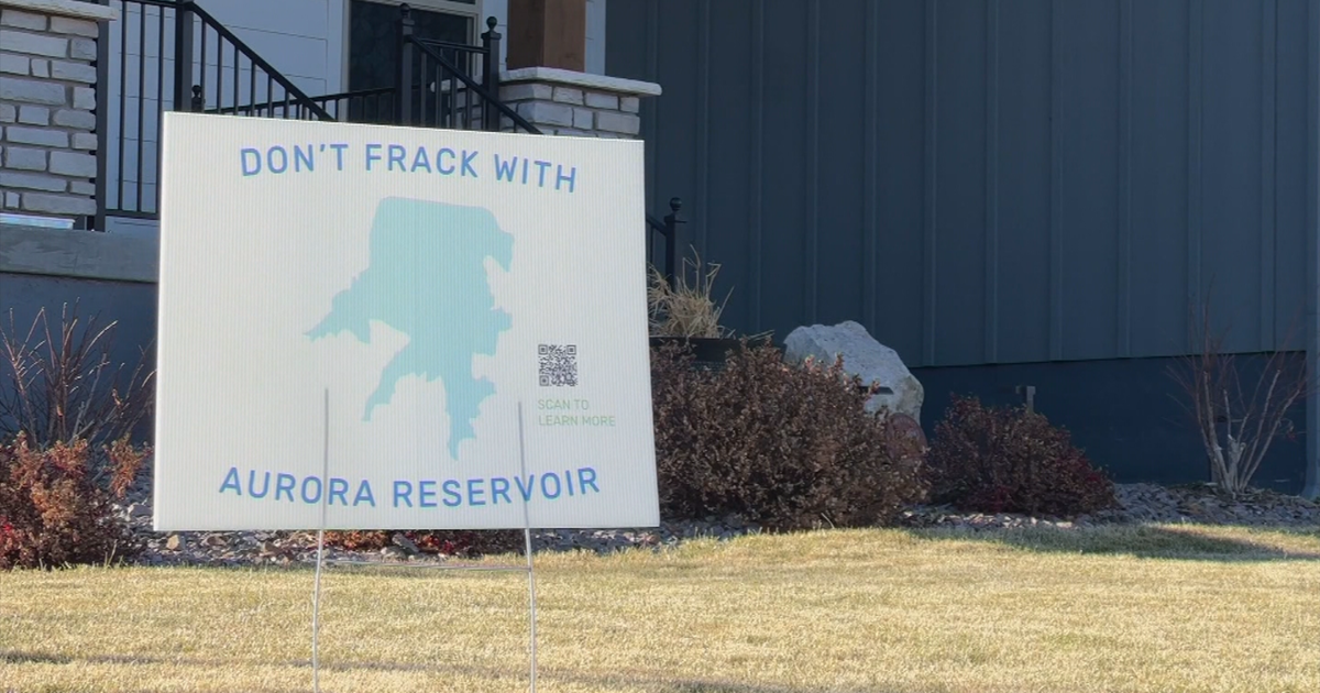 Colorado neighborhood group explores options after approval of fracking project near Aurora Reservoir